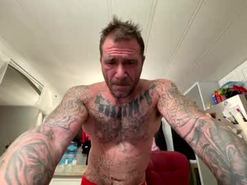 couple
        naughtyslyde cam image #22456