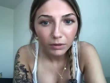 girl Live Sex Girls On Cam with emiefox2