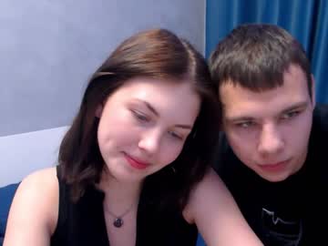 couple Live Sex Girls On Cam with luckysex_
