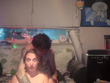 couple Live Sex Girls On Cam with ravenandbeastie