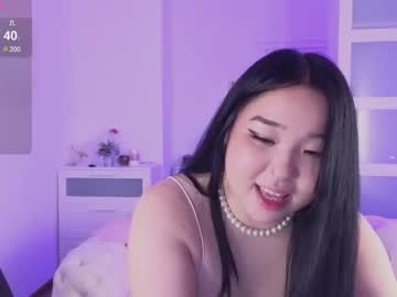 girl
        mei_honey cam image #18081