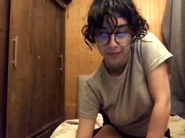 girl
        duraznitapetite cam image #10535