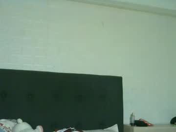 girl
        student_alice cam image #23470