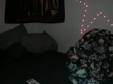 couple Live Sex Girls On Cam with gl00my_gh0ul