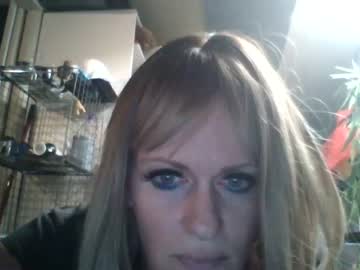girl
        bigbootaybrittney cam image #9859