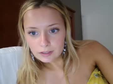 girl Live Sex Girls On Cam with bellabaker_