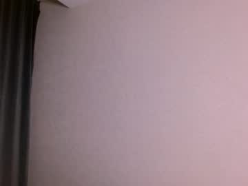 girl
        li_noen cam image #31463