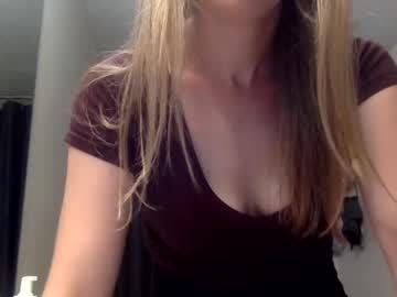 girl
        bellabae536413 cam image #15907
