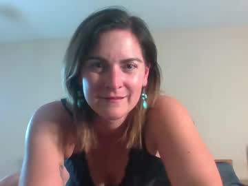 couple Live Sex Girls On Cam with sultrywhispersx