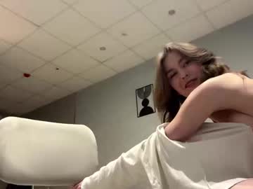 girl
        deandrasankowski cam image #34332