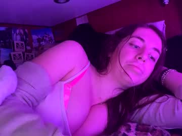 girl
        itsbaddyliv cam image #17932