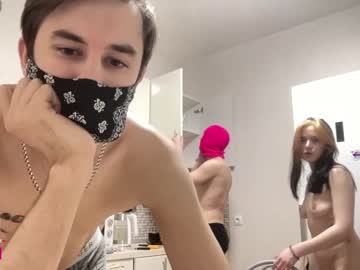 couple Live Sex Girls On Cam with pinkhub