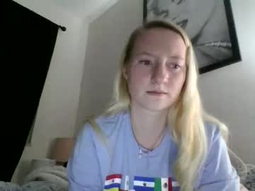 girl
        tarababes cam image #6071