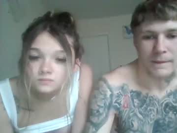 couple Live Sex Girls On Cam with dotfdemon