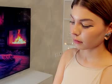 girl
        beckyeveris cam image #16921