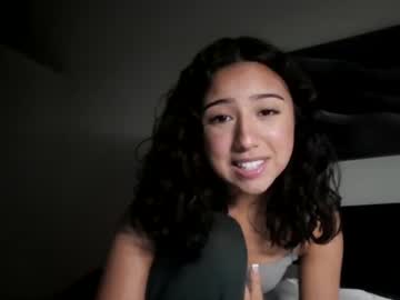 girl
        lioravane cam image #35261